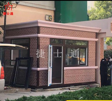 定期對保安崗亭進(jìn)行保養，有利于小區長(cháng)治久安