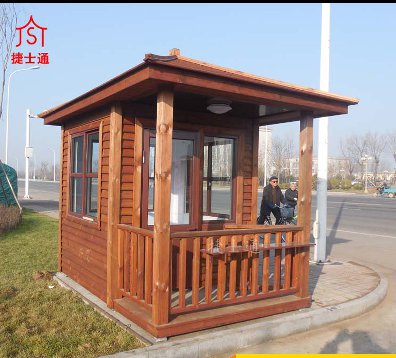 公園景區值班內部都是鍍鋅方管，屬于鋼結構崗亭警務(wù)室防腐木崗亭